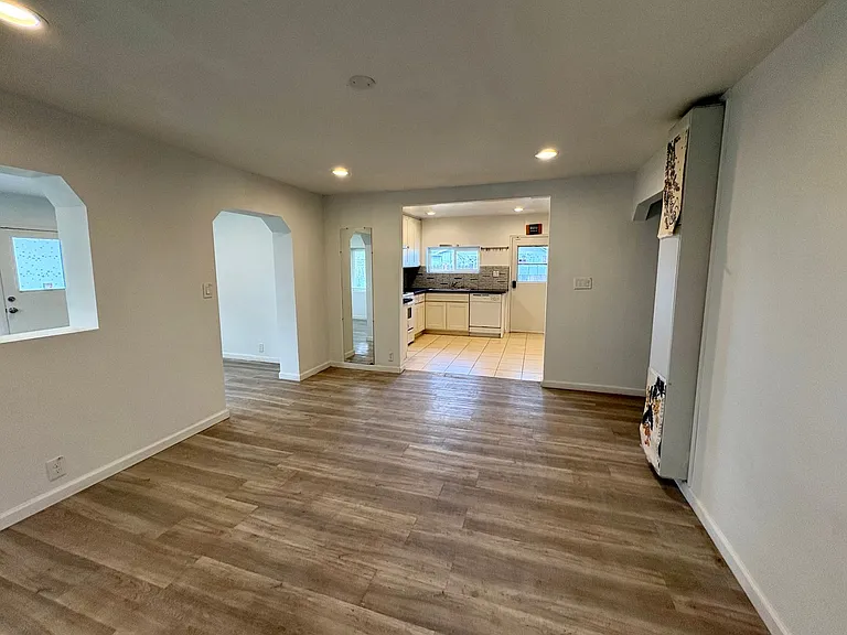 3320 Concord Ave — Photo 5