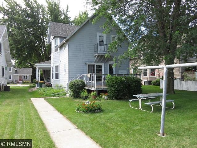 2nd image of 203 Oak Ave SW