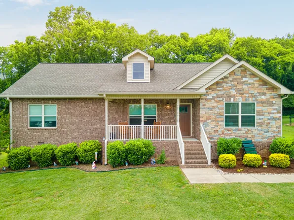 105 Mockingbird Ln, Hartsville, TN 37074