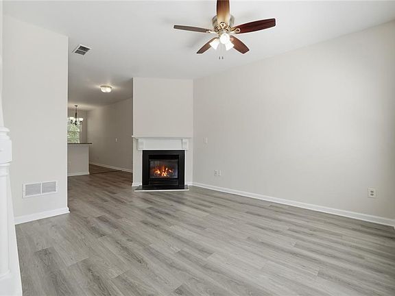 5th image of 3214 Mill Springs Cir