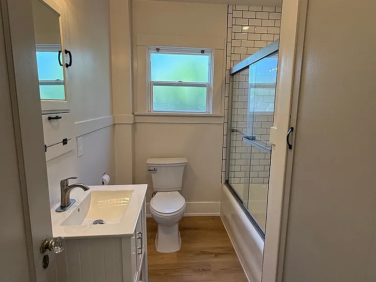 817 Wright St — Photo 12