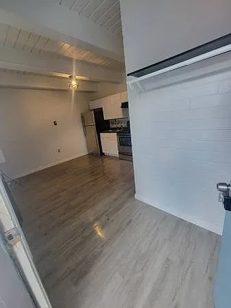 1225 S 5th Ave #3 — Photo 2