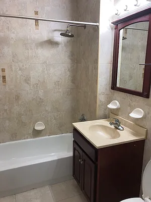 Rented by Velsor Realty | media 4