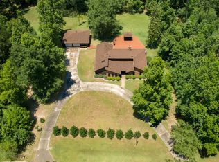 402 Westbrook St, Pinehurst, TX 77362