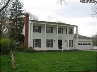 28743 Lincoln Rd, Bay Village, OH 44140