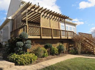 21209 Andreas Ct, Ashburn, VA 20147