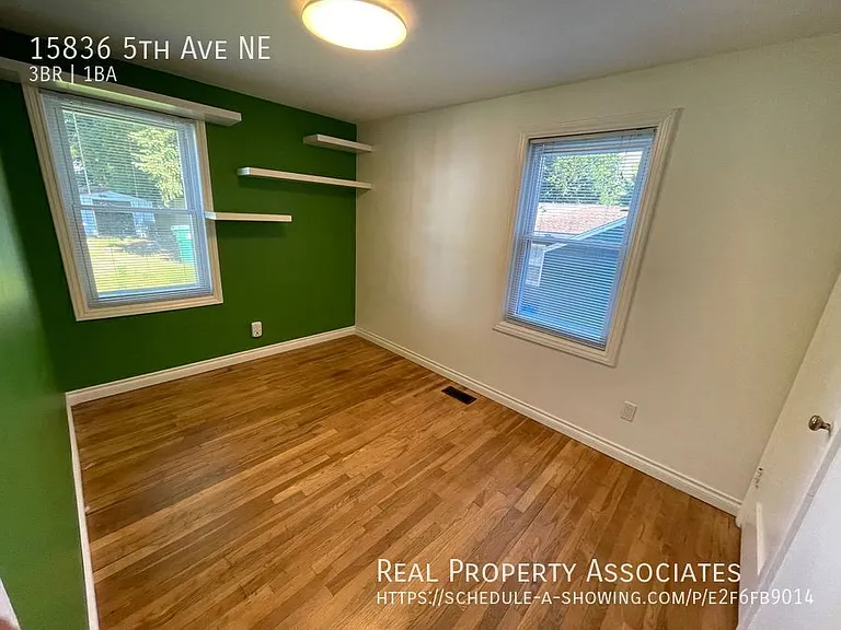 15836 5th Ave NE — Photo 11