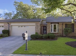 8437 Quail Hollow Rd, Indianapolis, IN 46260