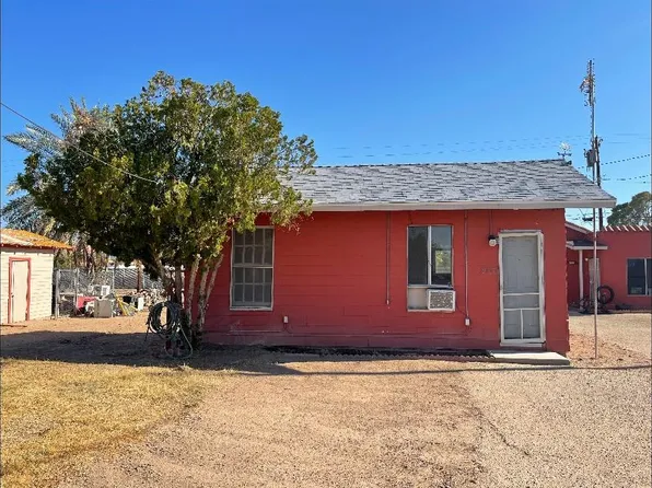 720 1/2 E Wisconsin St, Blythe, CA 92225