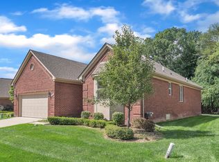 29773 Trailwood Dr, Warren, MI 48092