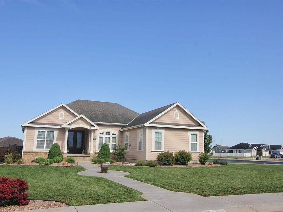 1st image of 4417 Newton Cir
