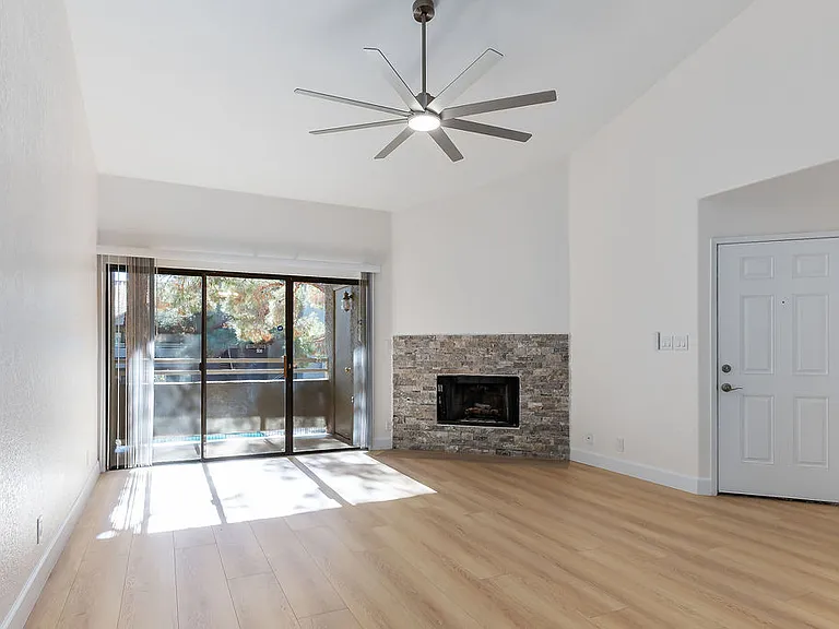 5044 S Rainbow Blvd #203-1 — Photo 9