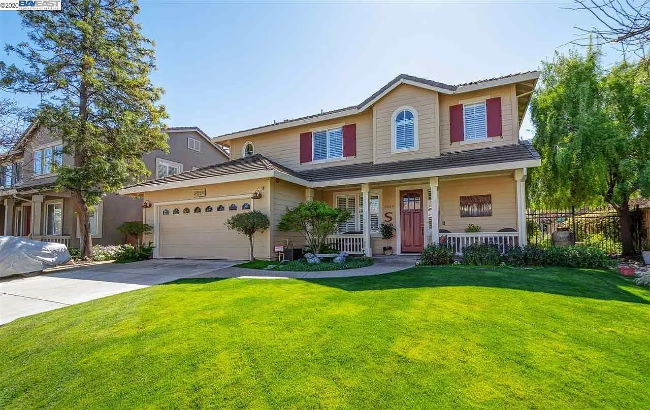 5829 Edelweiss Way photo 1