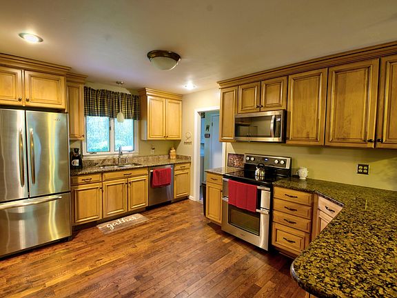 4th image of 2616 W View Dr