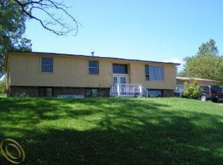 6089 Linden Rd, Fenton, MI 48430