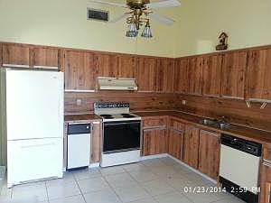 5th image of 3215 S Lakeview Cir #12203