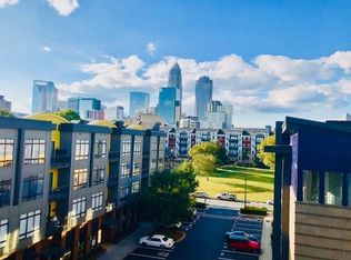 820 E 7th St #L404, Charlotte, NC 28202