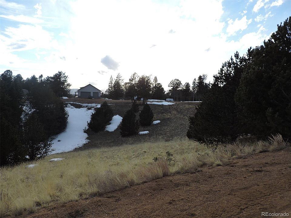 1st image of 104 Crown Point Cir
