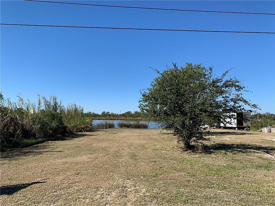 2nd image of 57121 Ridgeway Blvd