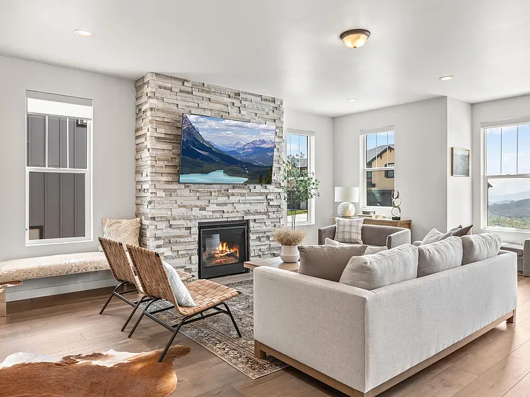 6076 N Westridge Rd — Photo 3