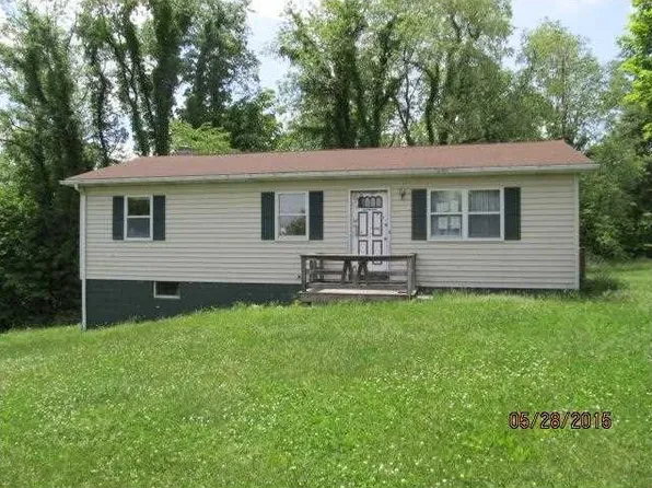 819 Moore Rd, Rockwood, PA 15557