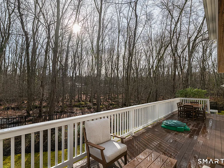 82 Westover Ave — Photo 20