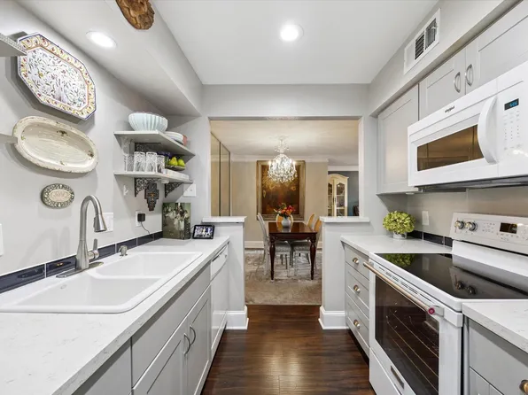 7555 Katy Fwy APT 138, Houston, TX 77024