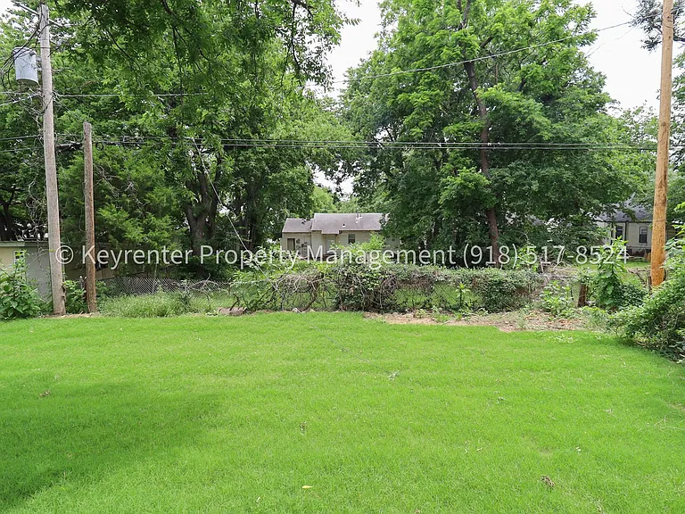 43 S Toledo Ave — Photo 31