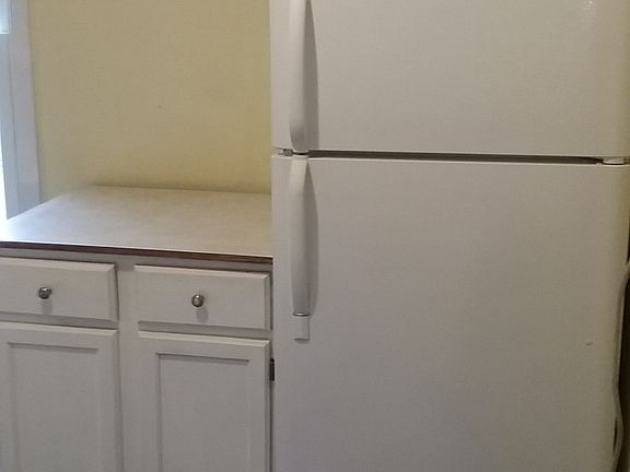 5th image of 416 S Kenmore Dr