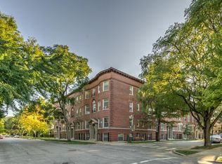 203 S Kenilworth Ave APT 1, Oak Park, IL 60302