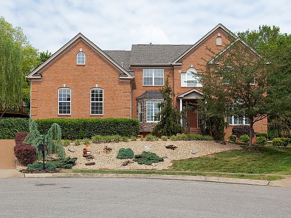 2nd image of 303 Findon Ct