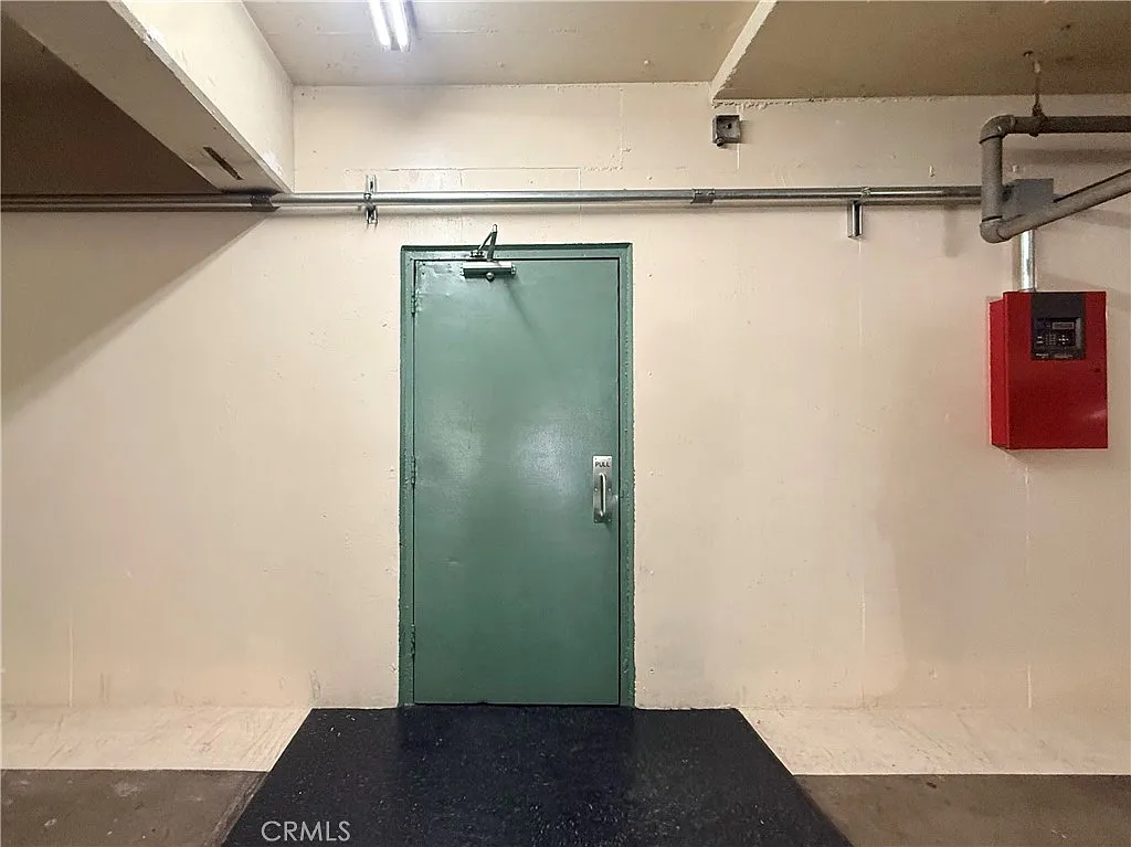 2 bed, 1238 sqft, $2,650 — Photo 2