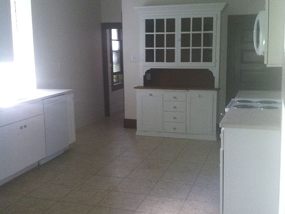 4th image of 71 Pigeon St