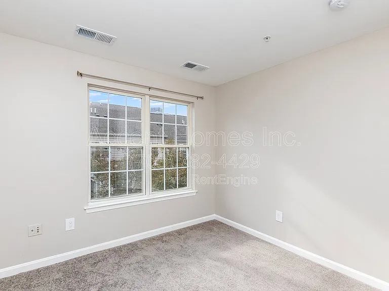 1581 Leeds Castle Dr #201 — Photo 30