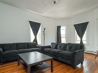 220 Prospect St #3, Cambridge, MA 02139