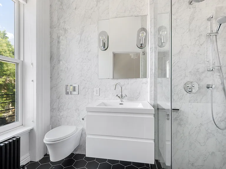 294 Putnam Ave #2 — Photo 8