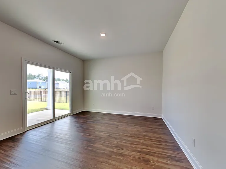 534 Plumeria Ln — Photo 7