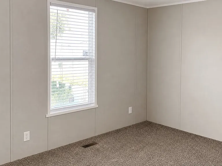 Silverstone Manufactured Home Community — Photo 44