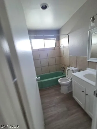 2104 Sunrise Ave #16 — Photo 7