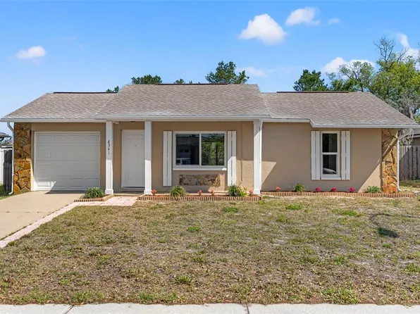 8341 Corney Dr, Port Richey, FL 34668