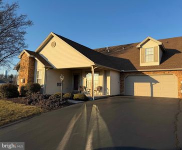 1383 Wellington Dr #B2, York, PA, 17408