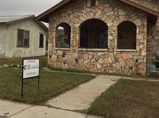 211 E Richard St, Sanderson, TX 79848
