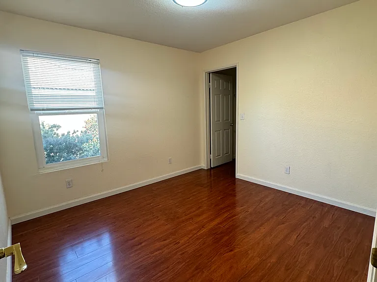 2613 Sheridan Rd — Photo 9