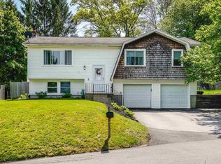 99 Gilhaven Rd, Manchester, NH 03104