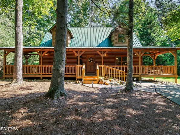 2126 Cub Cir, Sevierville, TN 37862