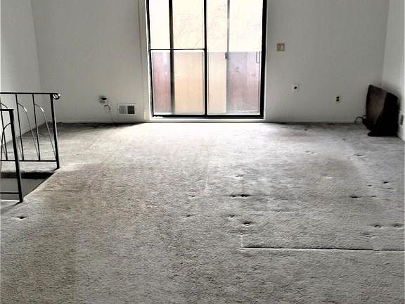 3rd image of 53 Gateway Dr