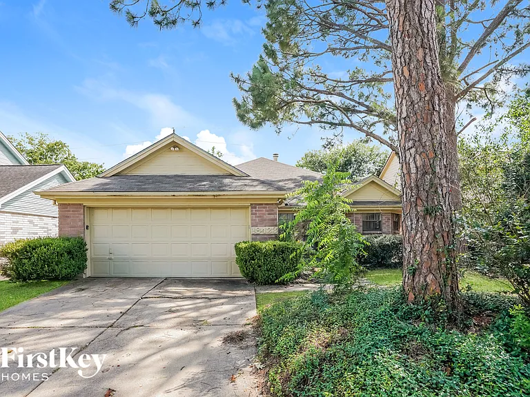 18423 Arbormont Dr — Photo 1
