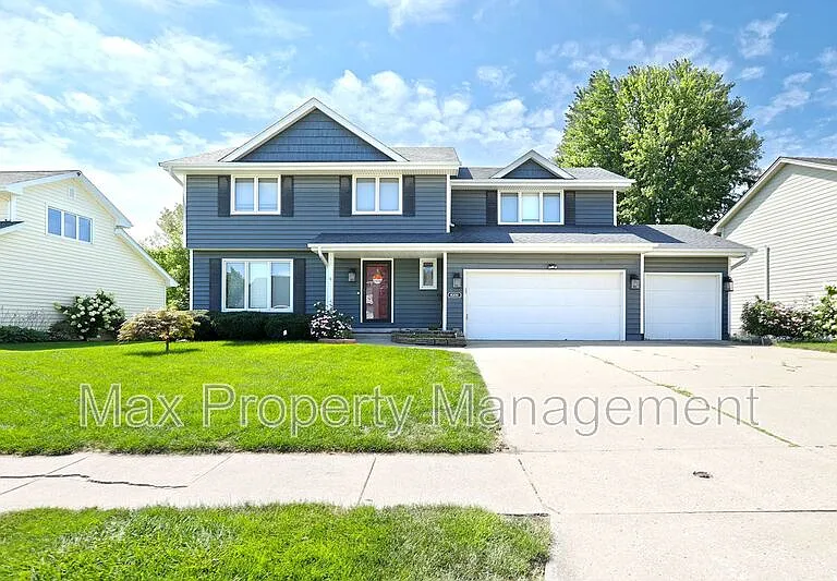 8200 Northview Dr — Photo 1
