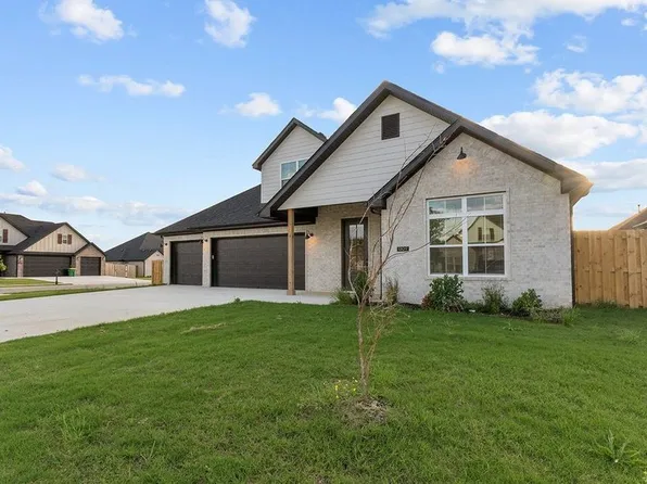 1309 Carrara St, Springdale, AR 72762