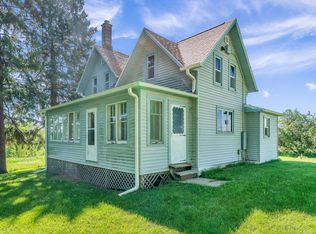 9471 Odessa Ave, Cashton, WI 54619